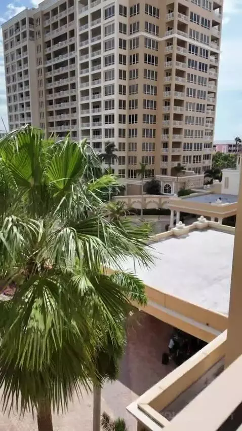 King Room with Balcony (#531) view picture #8