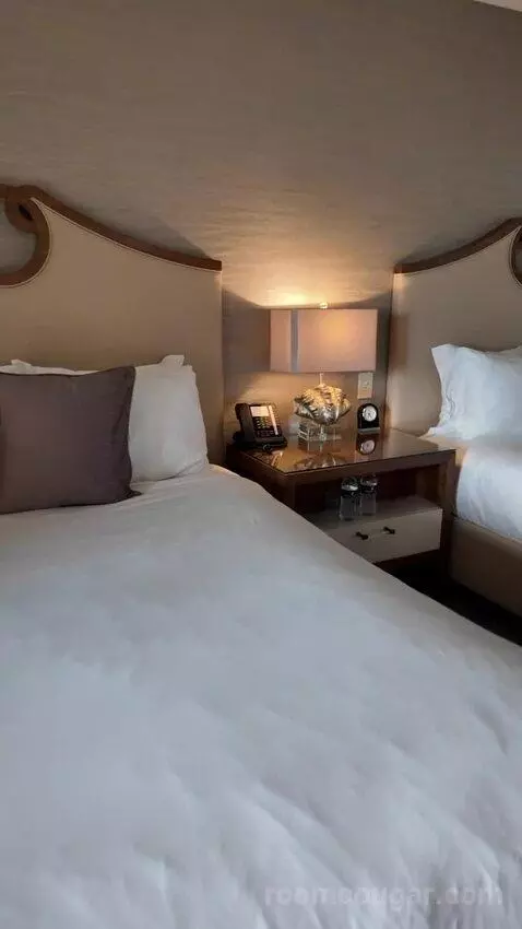Marina View, Guest Room, 2 Queen, Balcony (#928) bed picture #5