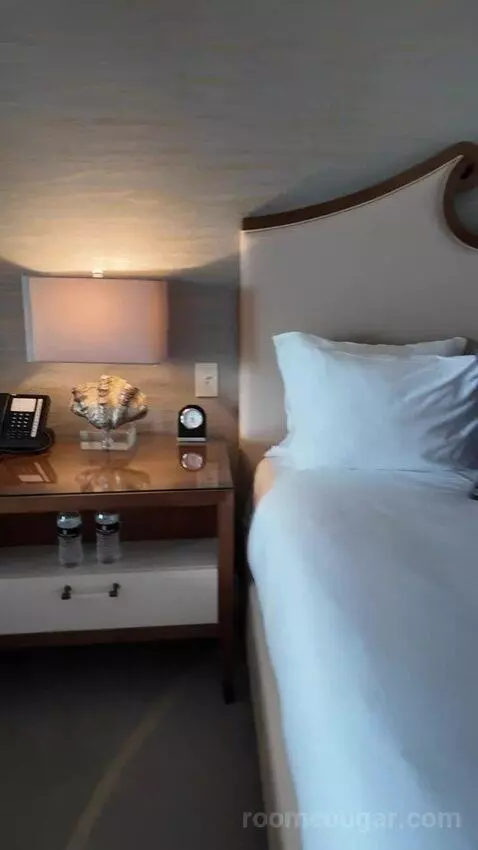 Marina View, Guest Room, 2 Queen, Balcony (#928) bed picture #8