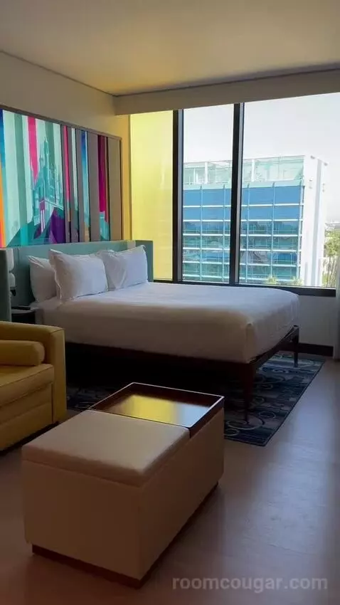 Dvc Deluxe Studio Preferred View bed picture #3
