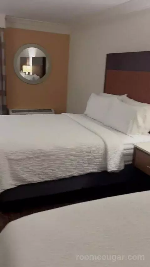 Queen Room with Two Queen Beds (#306) picture #14