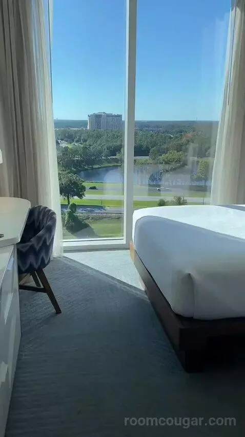 Pool Queen/Queen, Guest Room, 2 Queen, Pool View view picture #2