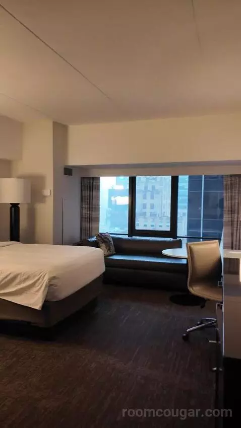 Superior Double Room with Two Double Beds and Times Square View (#3039) bed picture #11