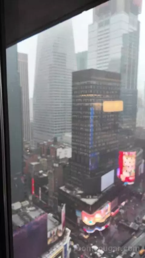 Superior Double Room with Two Double Beds and Times Square View (#3039) view picture #6