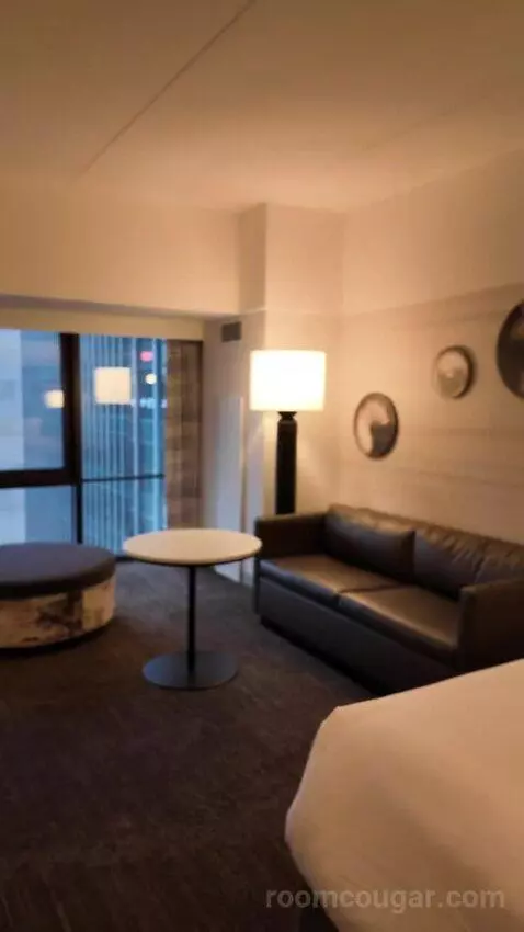 King Room with Sofa Bed (Upon Request) and Times Square View (#3136) bed picture #4