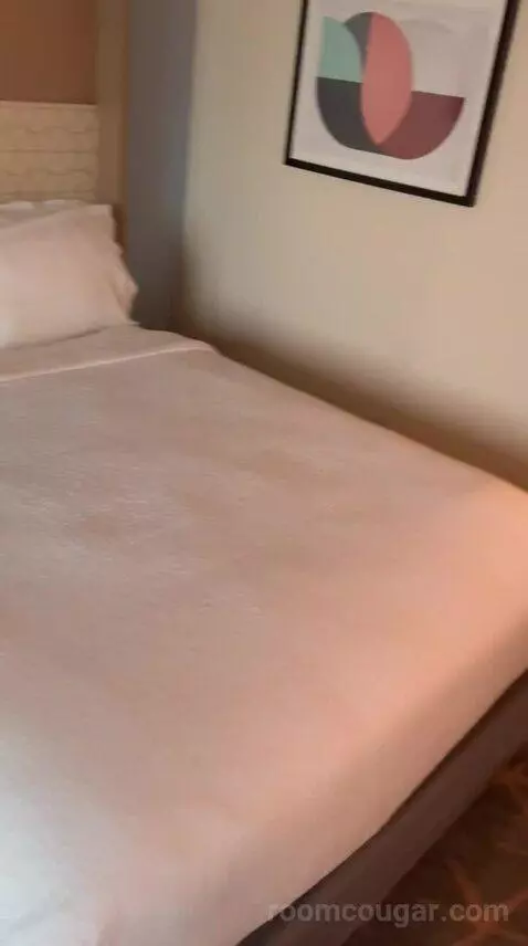 Queen Room with Two Queen Beds (#512) bed picture #9