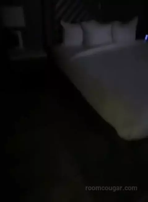 King Suite with River View (#715) bed picture #2