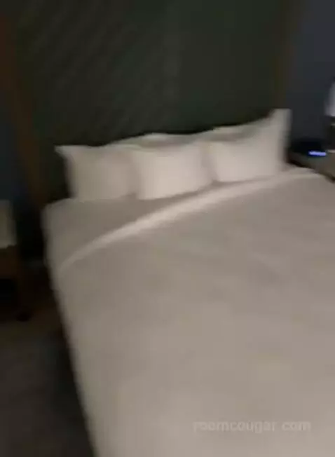 King Suite with River View (#715) bed picture #11