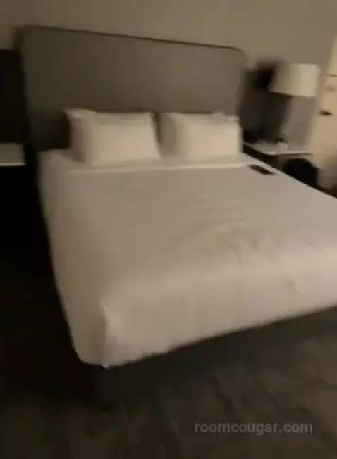 King Room (#1508) bed picture #7