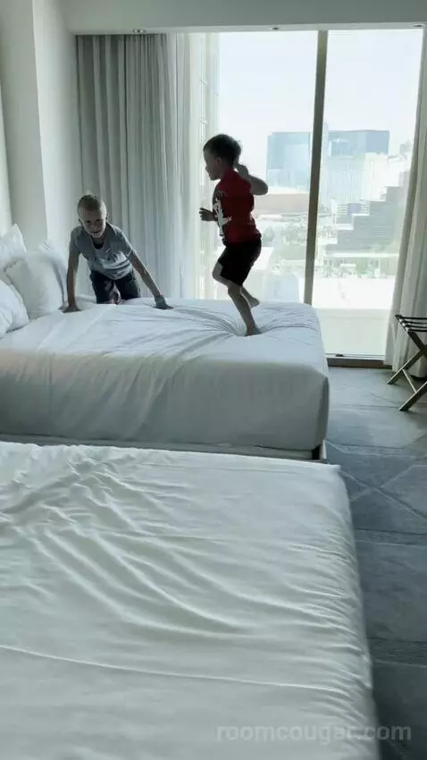 Stay Well Delano Two Queen Suite bed picture #9