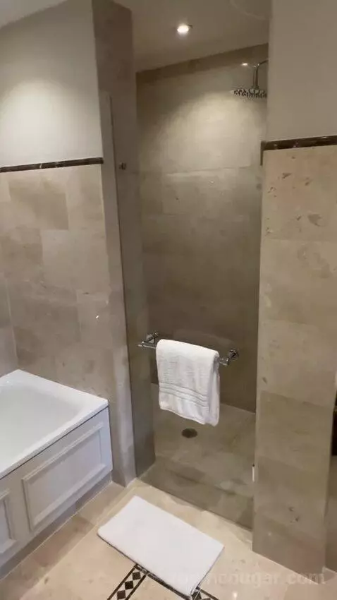 Panoramic View One Bedroom Suite bathroom picture #10