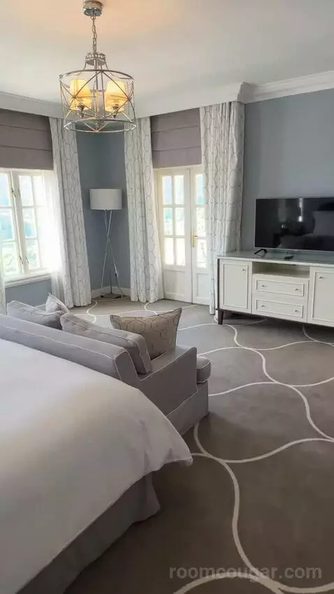 Panoramic View One Bedroom Suite bed picture #6
