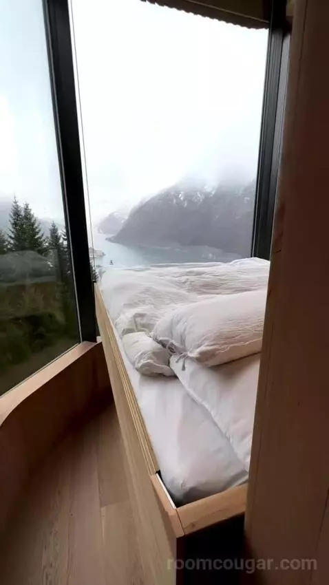 Standard bed picture #5
