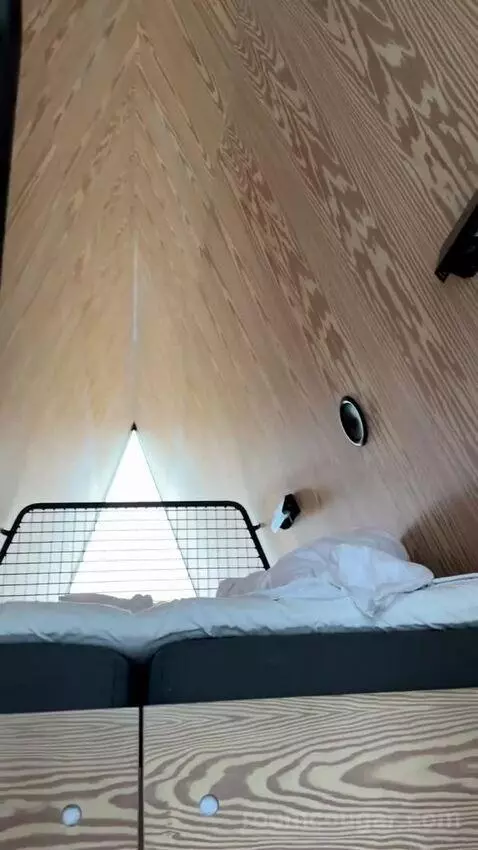 Standard bed picture #4