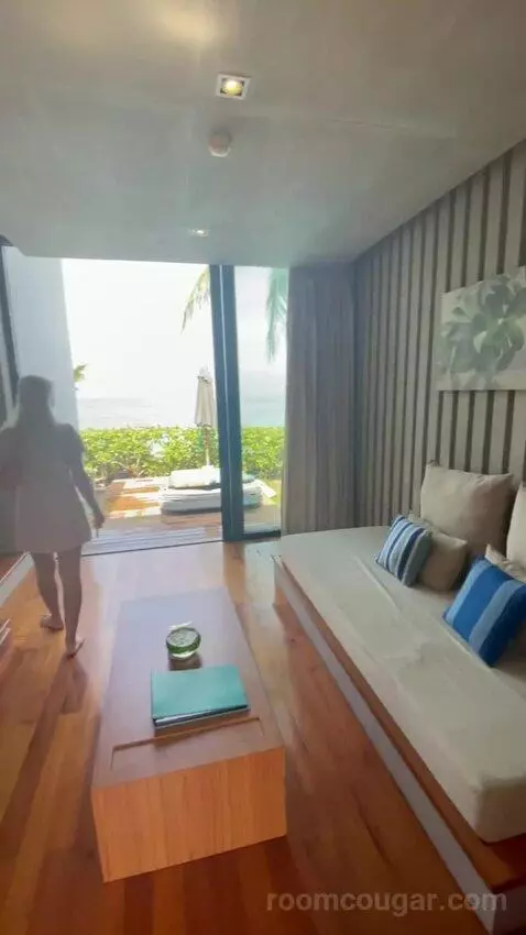 Suite view picture #3
