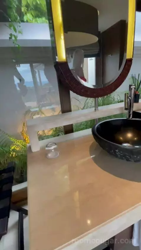 Ultimate Pool Villa bathroom picture #6