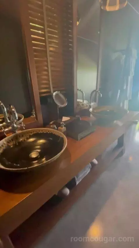 Scenic Ocean View Pool Villa bathroom picture #2