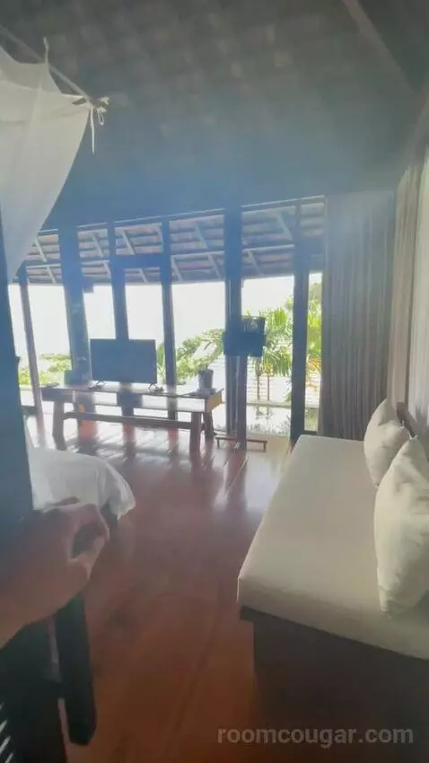Scenic Ocean View Pool Villa bed picture #1