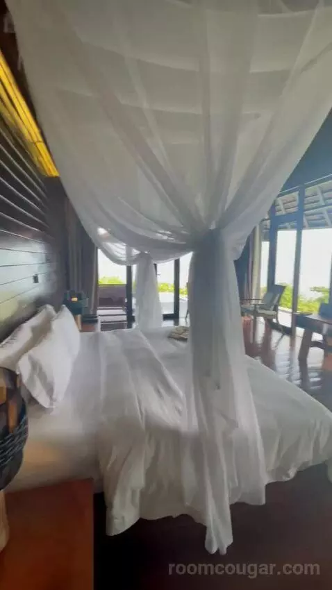 Scenic Ocean View Pool Villa bed picture #6