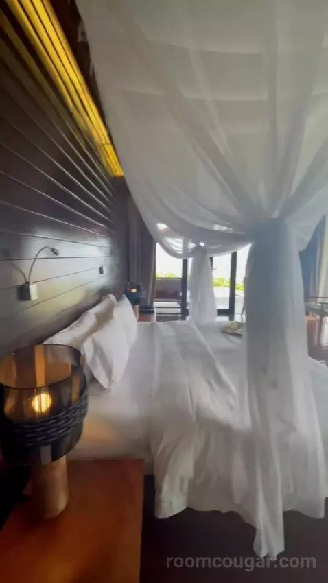 Scenic Ocean View Pool Villa bed picture #8