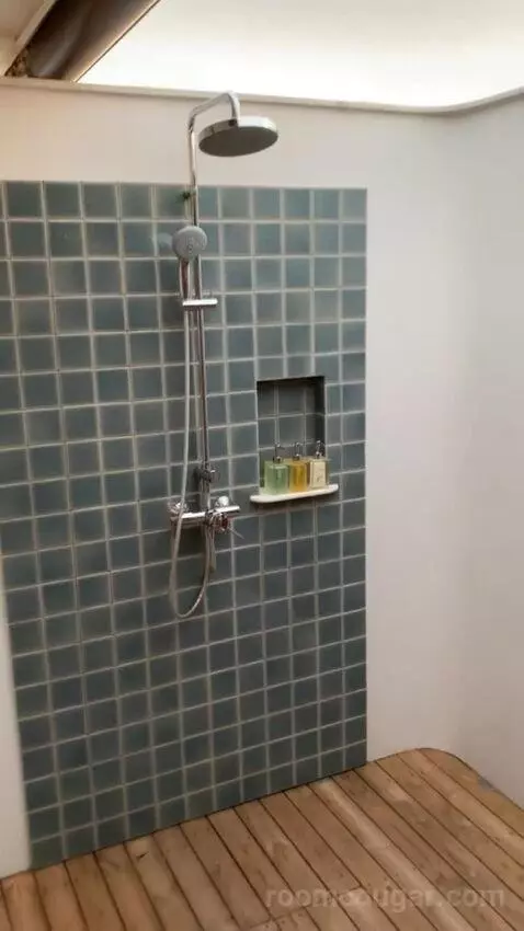 Suite (Ocean Front ) bathroom picture #11