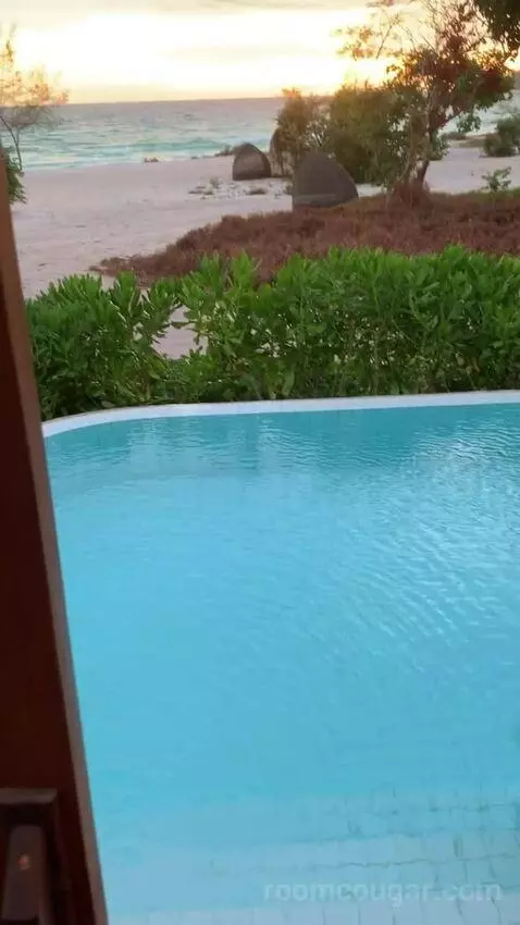 Suite (Ocean Front ) view picture #6