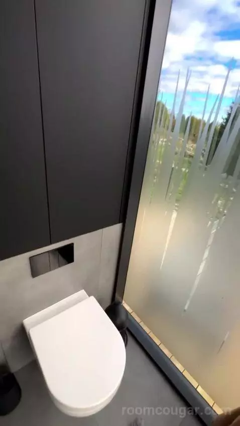 Suite (Glass Cabin) bathroom picture #4