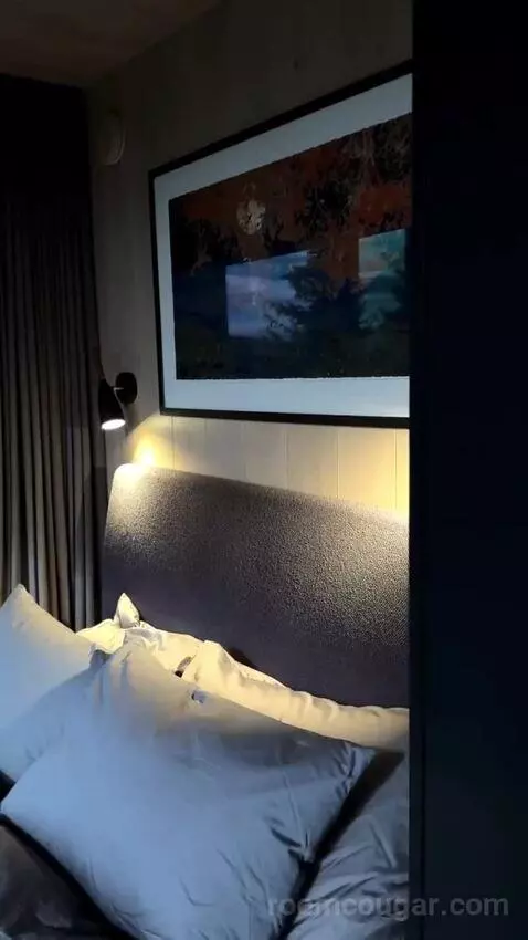 Suite (Glass Cabin) bed picture #2