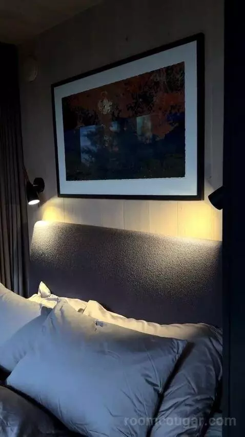 Suite (Glass Cabin) bed picture #9