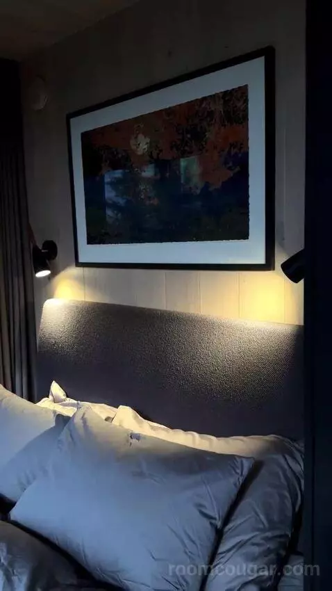 Suite (Glass Cabin) bed picture #11