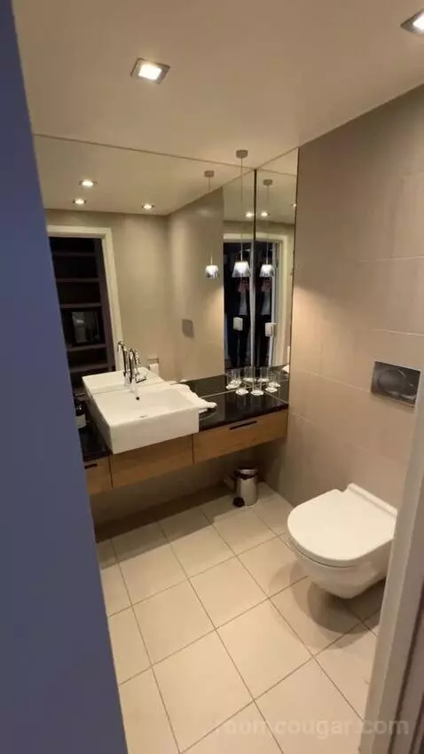 Superior Double Room (#704) bathroom picture #5