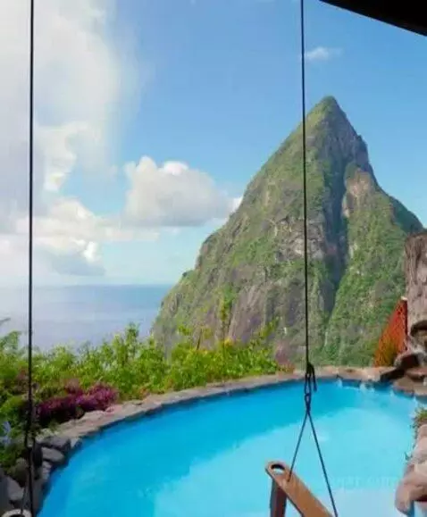 Hilltop Dream Suite with Heated Pool view picture #4