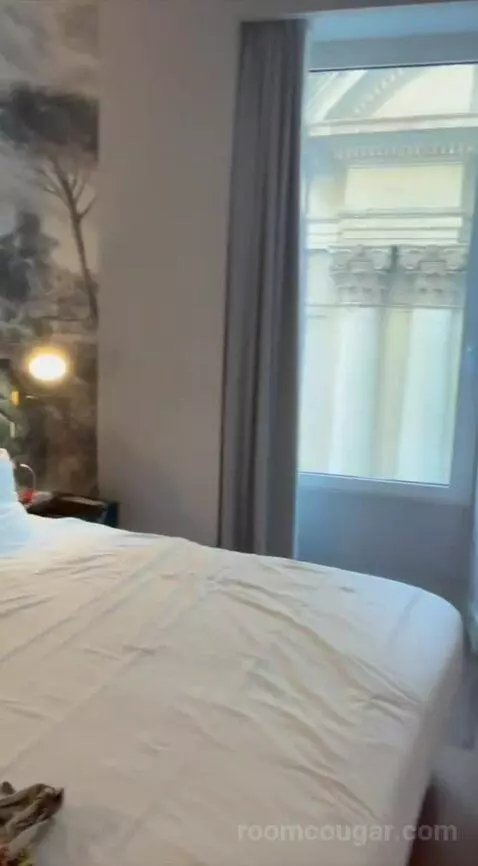 Junior Suite Fori Imperiali bed picture #5