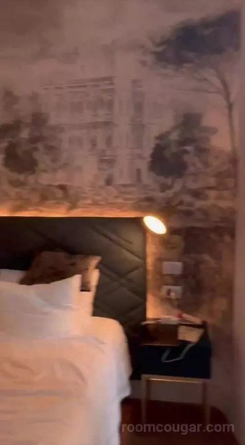 Junior Suite Fori Imperiali bed picture #12