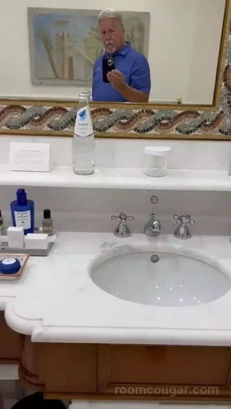 Superior Junior Suite with Garden and Sea View (#33) bathroom picture #9