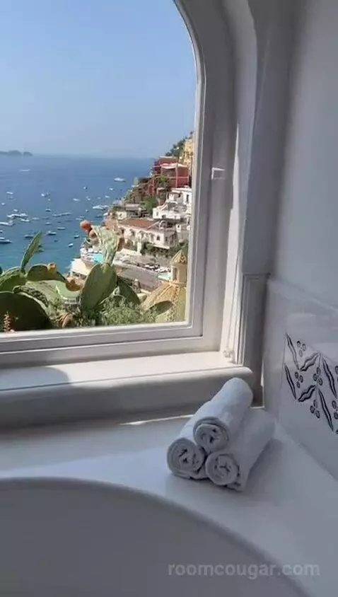 Junior Suite with Sea View view picture #3