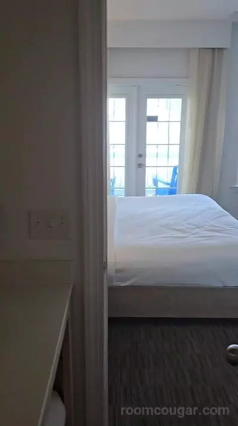 Waterfront King Suite with Living Room (44B) bed picture #8