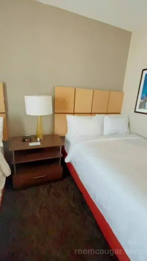 Studio Suite bed picture #7
