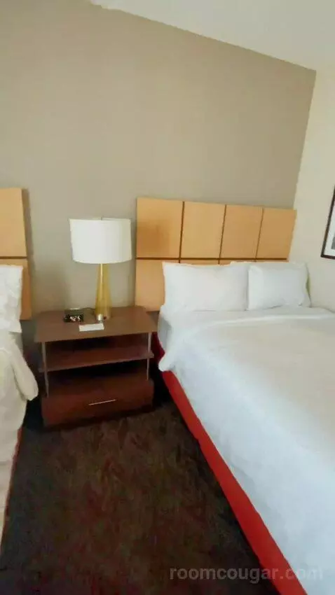 Studio Suite bed picture #8