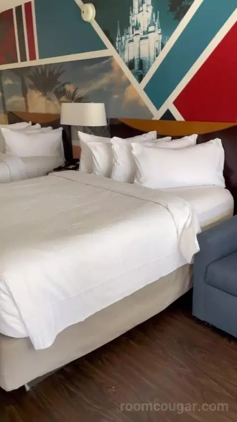 Queen Room with Two Queen Beds bed picture #4