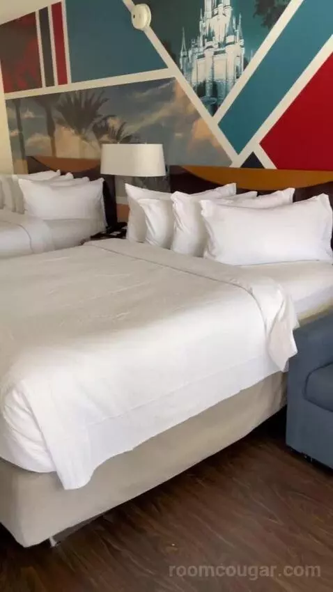 Queen Room with Two Queen Beds bed picture #5