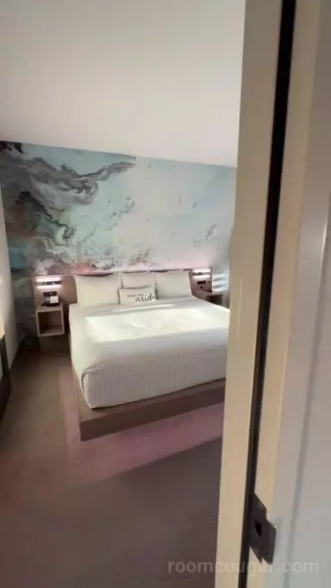 Family Suite bed picture #2