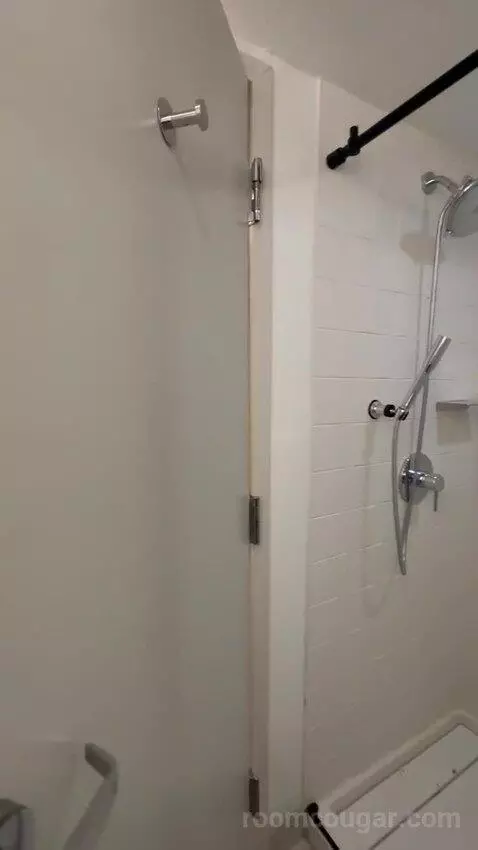 Standard bathroom picture #11