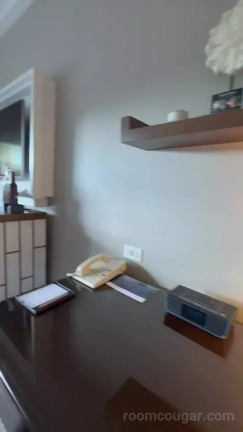 Fairmont Gold One-Bedroom King Suite with River or City View picture #16