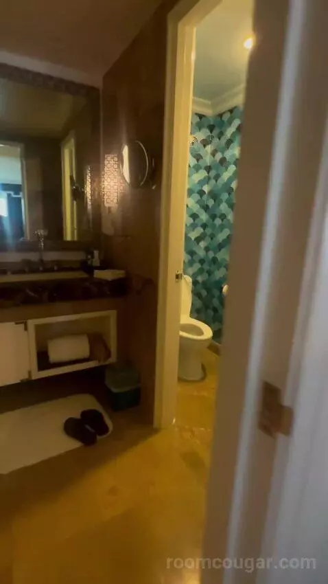 King Room with Ocean Front View (#246) bathroom picture #3