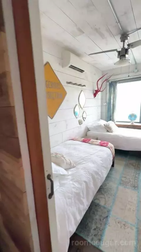 Houze Ii bed picture #1