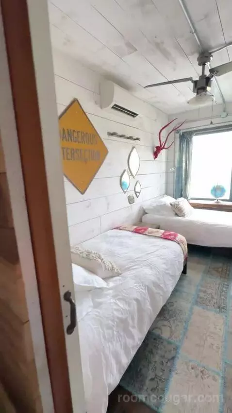 Houze Ii bed picture #2