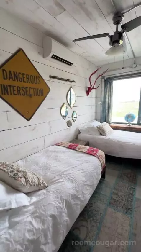 Houze Ii bed picture #8