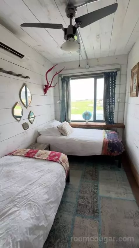 Houze Ii bed picture #12