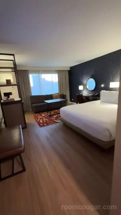 King Room - High Floor (#1016) bed picture #5